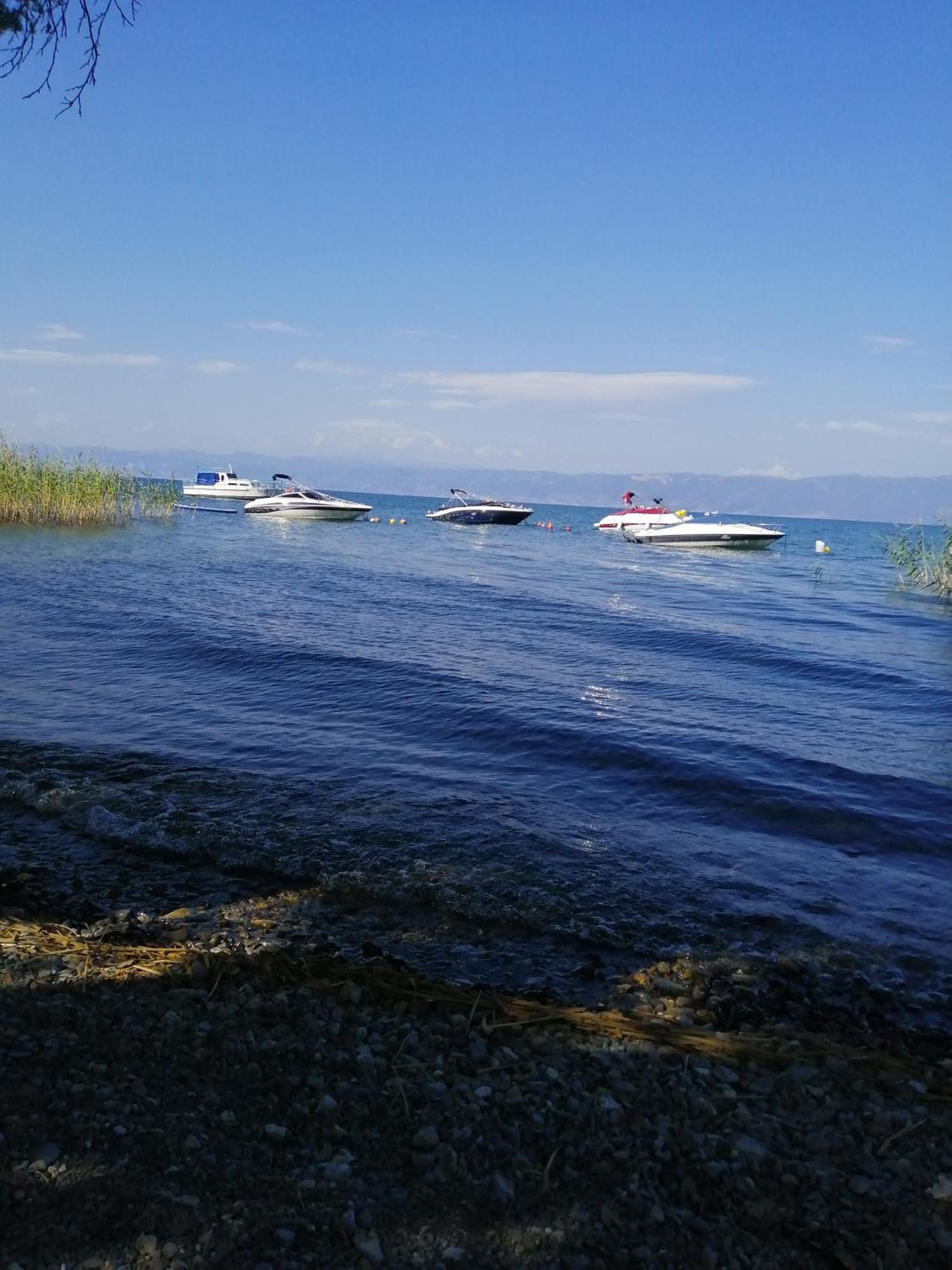 Apartments Lakeside Elesec Ohrid Esterno foto